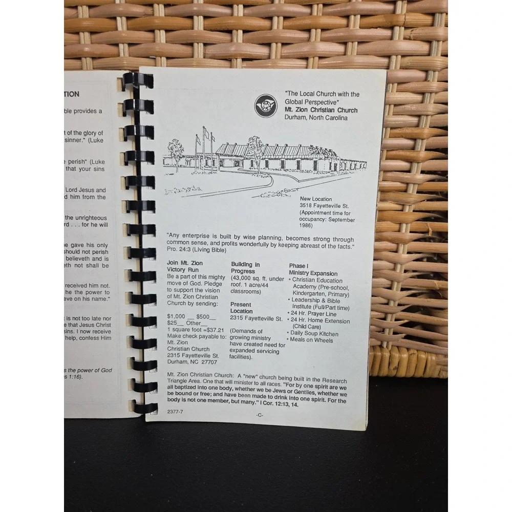 Mt. Zion Christian Church April District Cookbook‎ Durham,  North Carolina 1987